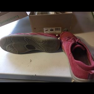 Shoes Made by Earth Origin thru QVC size 7